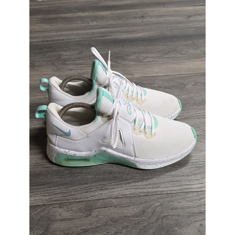 Nike Air Max Bella TR White/Emerald Rise Low Top Sneakers FN7107-100 Wmns Size 9